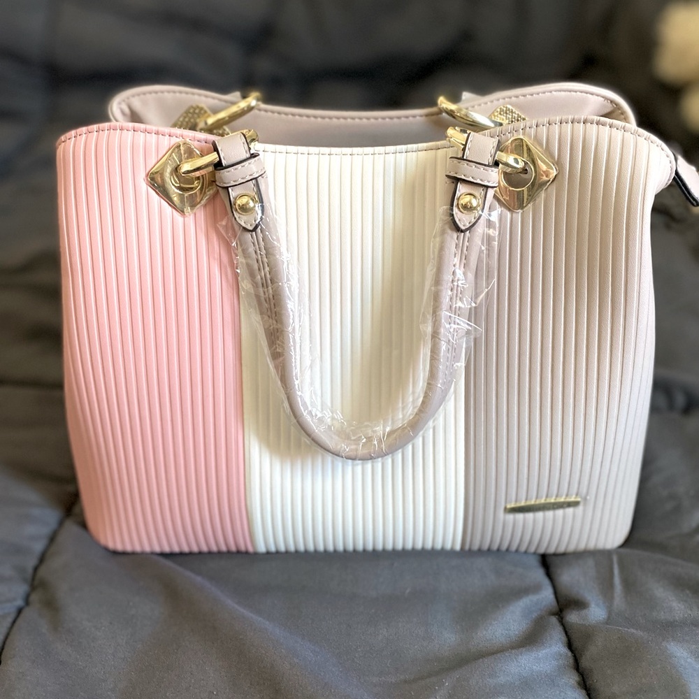 Women’s Purse Medium Size